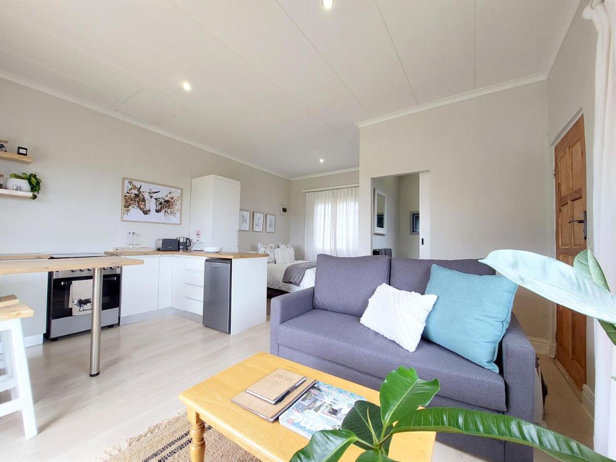 Upmarket Off Grid Cottage On Organic Farm In Secure Estate Howick Exterior foto